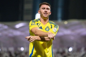 Alarm with Laporte! The center back had to be substituted in the Al Nassr match due to discomfort in his left knee