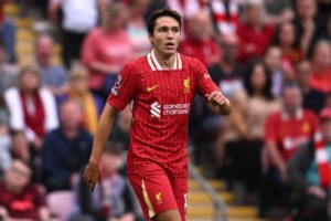 Chiesa, from rejecting Barcelona… to ‘forgotten’ in Liverpool: “You have to give him time”