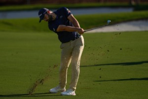 Antoine Rozner leads in Dubai in the finale of the DP World Tour