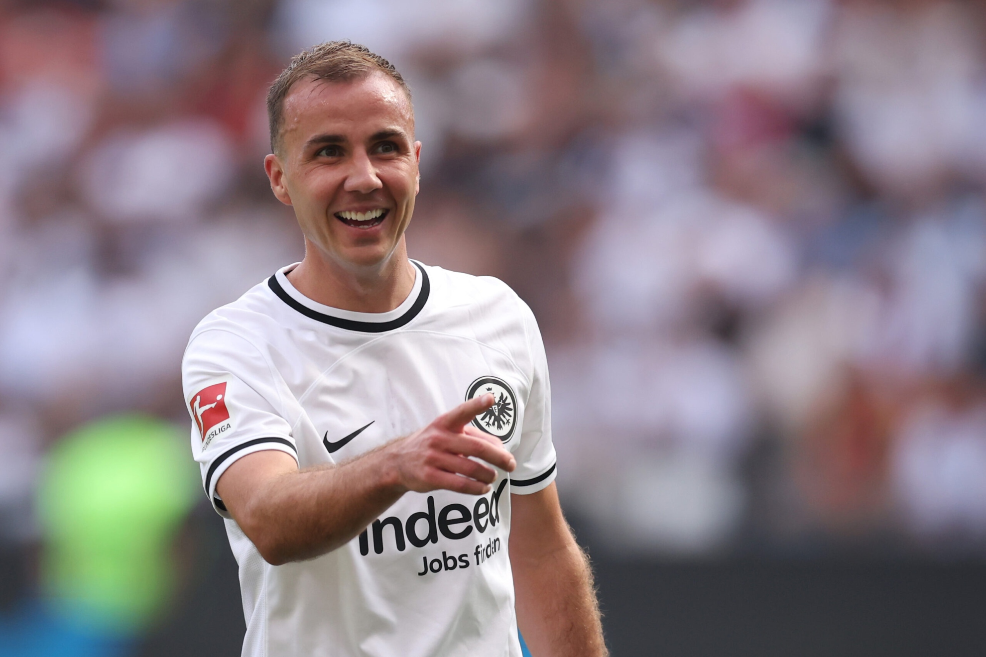 Mario Götze with the Frankfurt Eintracht shirt